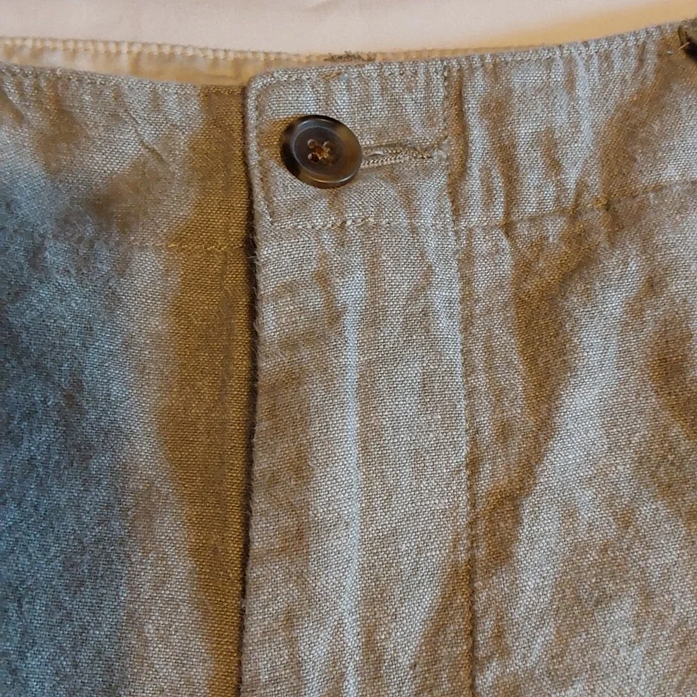 J.Crew Gramercy Mens Linen-Cotton Blend Shorts Size 35 w/ 8in Inseam Light Green